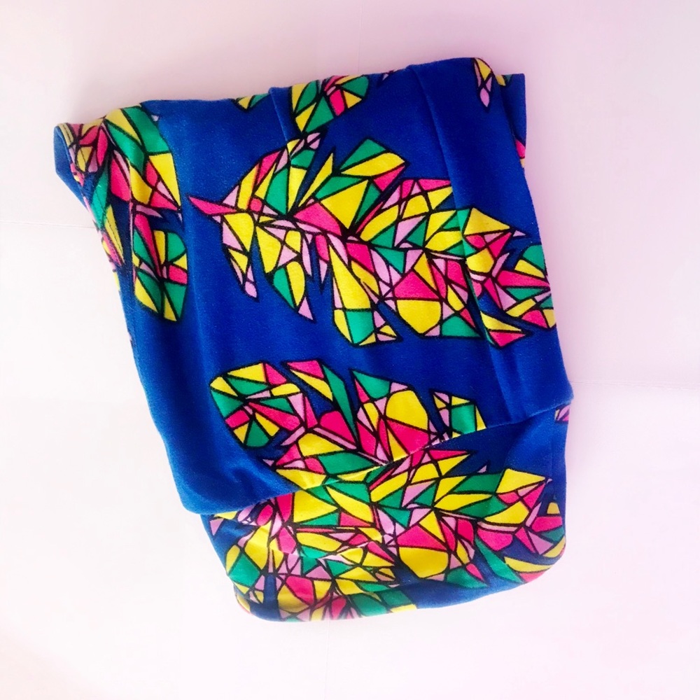 Lularoe feather leggings